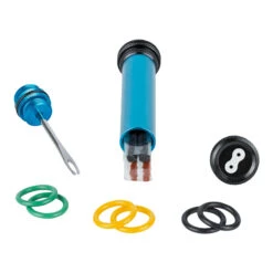 BLUECHAIN Set De Réparation Tubeless Regular (Insert Guidon) -Le Coureur De Tete Magasin bluechain tubeless repair kit handlebar insert bc9tl 0078 9 1360460