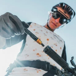 Lezyne Dual Insert Kit Set De Réparation Tube Intérieur - Small -Le Coureur De Tete Magasin lezyne dual insert kit detail 2 957213