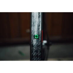 Peaty's X Chris King Valves Tubeless - MK2 - Lilas -Le Coureur De Tete Magasin peatys x chris king tubeless valves mk2 emerald 4 1494095