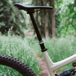 PNW Components Rainier Gen 3 Tige De Selle Télescopique - 30,9mm -Le Coureur De Tete Magasin pnw components rainier 3 dropper seatpost mounted 1239404