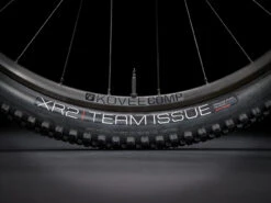 Trek SUPERCALIBER 9.6 SLX/Deore VTT - 2023 - Radioactive Red /Trek Black 23 Trek SUPERCALIBER 9.6 SLX/Deore VTT - 2023 - Radioactive Red /Trek Black -Le Coureur De Tete Magasin supercaliber96 alt7 1045731